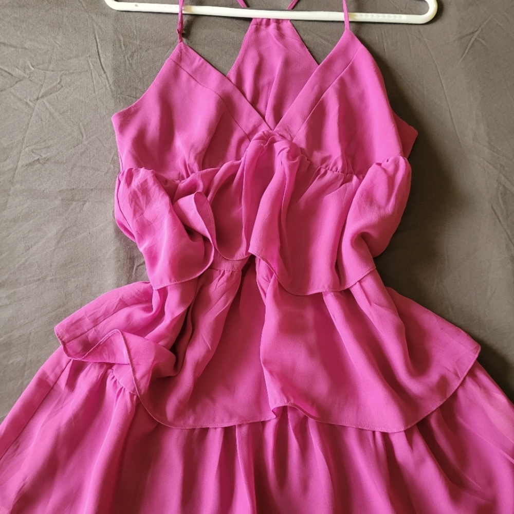 Mini raffles dress size Medium color purple 💜